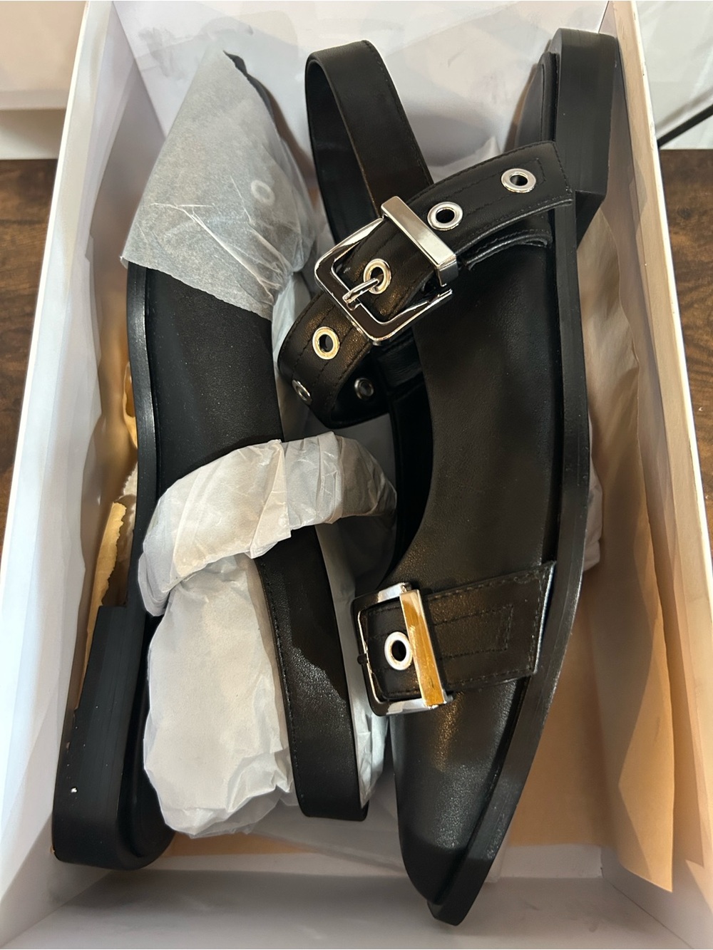 Quince Italian Leather Bold Buckle Slingback Flat NIB - Picture 10 of 10